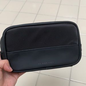 Burberry Make Up bag